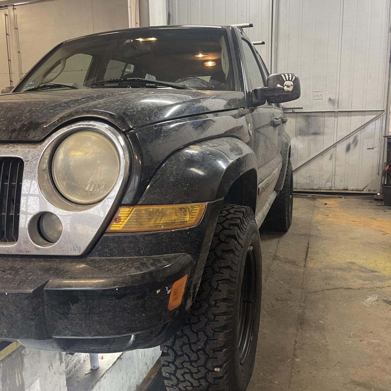 FELGI STALOWE CZARNY MAT 16X8 5X114,3 ET-10 JEEP CHEROKE