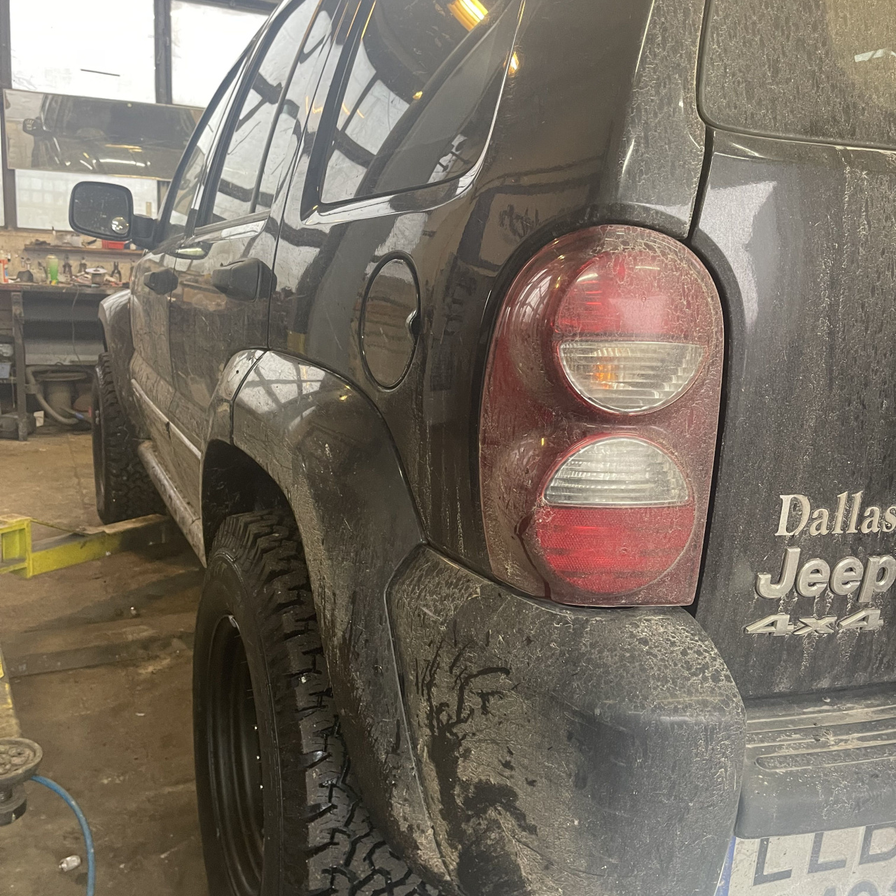 FELGI STALOWE CZARNY MAT 16X8 5X114,3 ET-10 JEEP CHEROKE