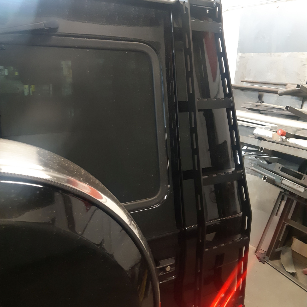 Zderzak przedni stalowy Mercedes Gelenda