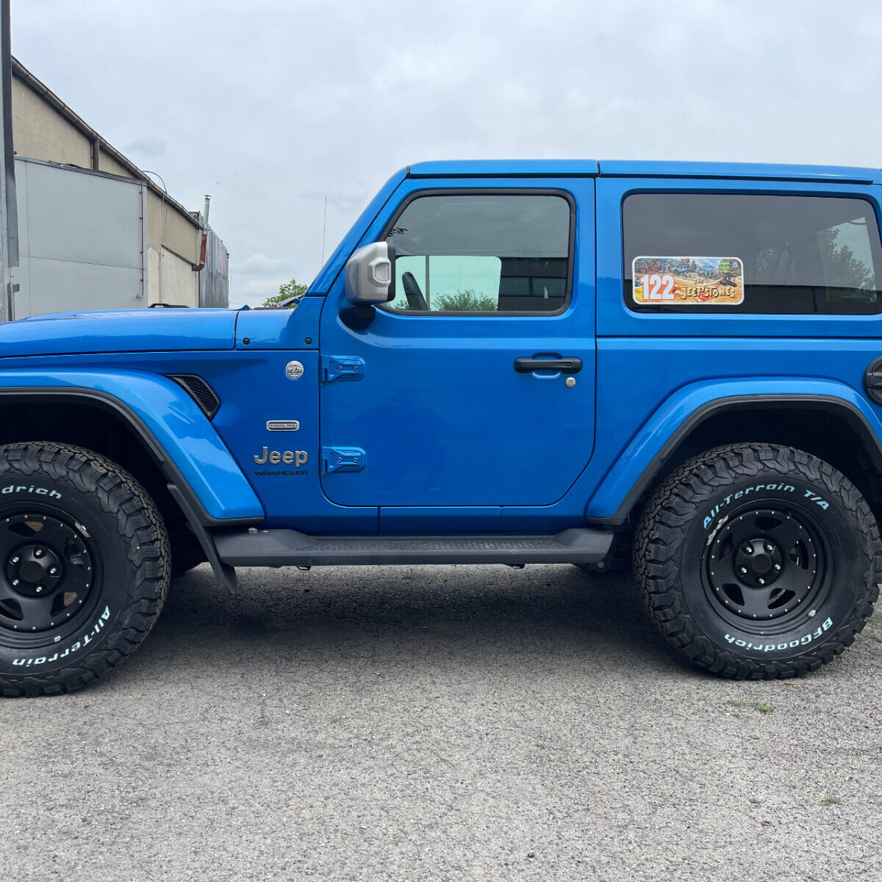 FELGI STALOWE CZARNY MAT 17X8 5X127 ET-10 WRANGLER