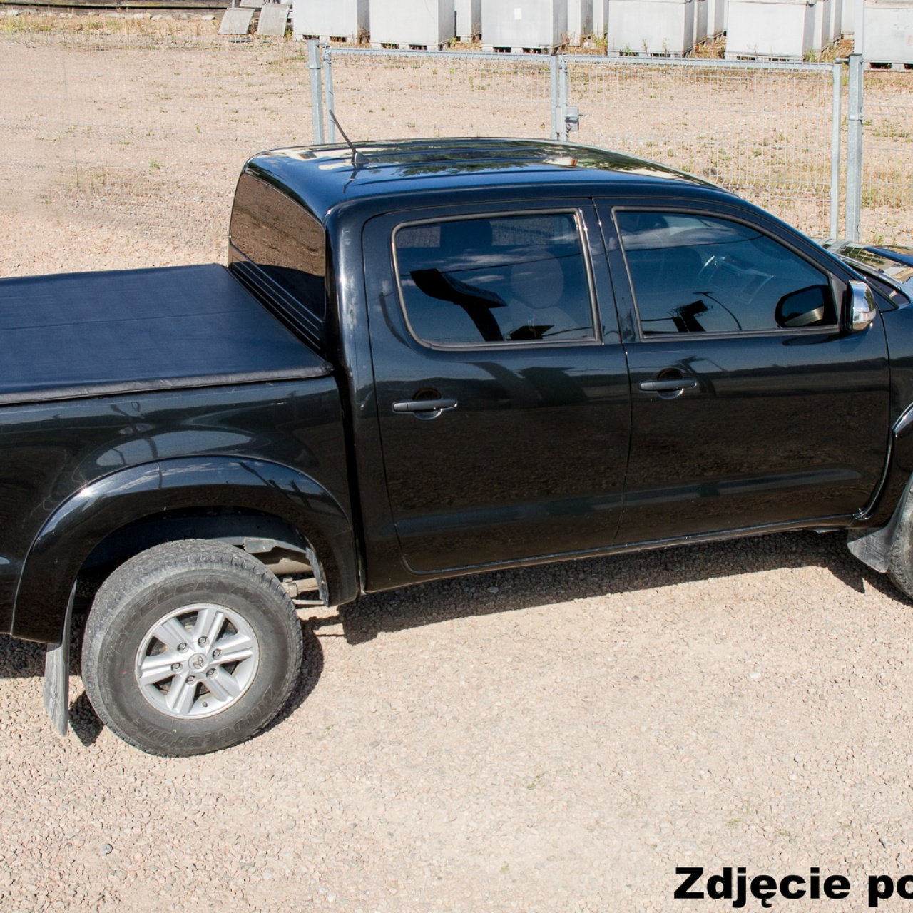 Miękka pokrywa skrzyni 5' 5" Toyota Hilux Revo 2015+