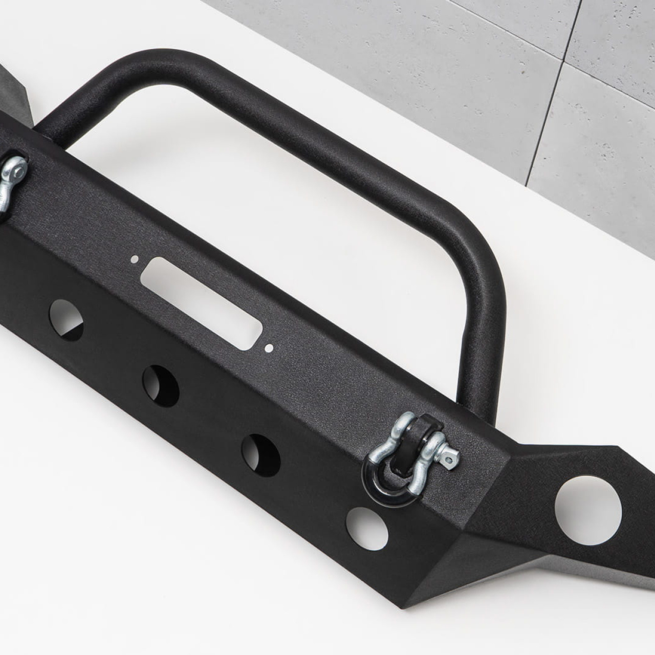 ZDERZAK PRZEDNI R8 ALASKA PARAMOUNT AUTOMOTIVEJEEP WRANGLER JL 2018-