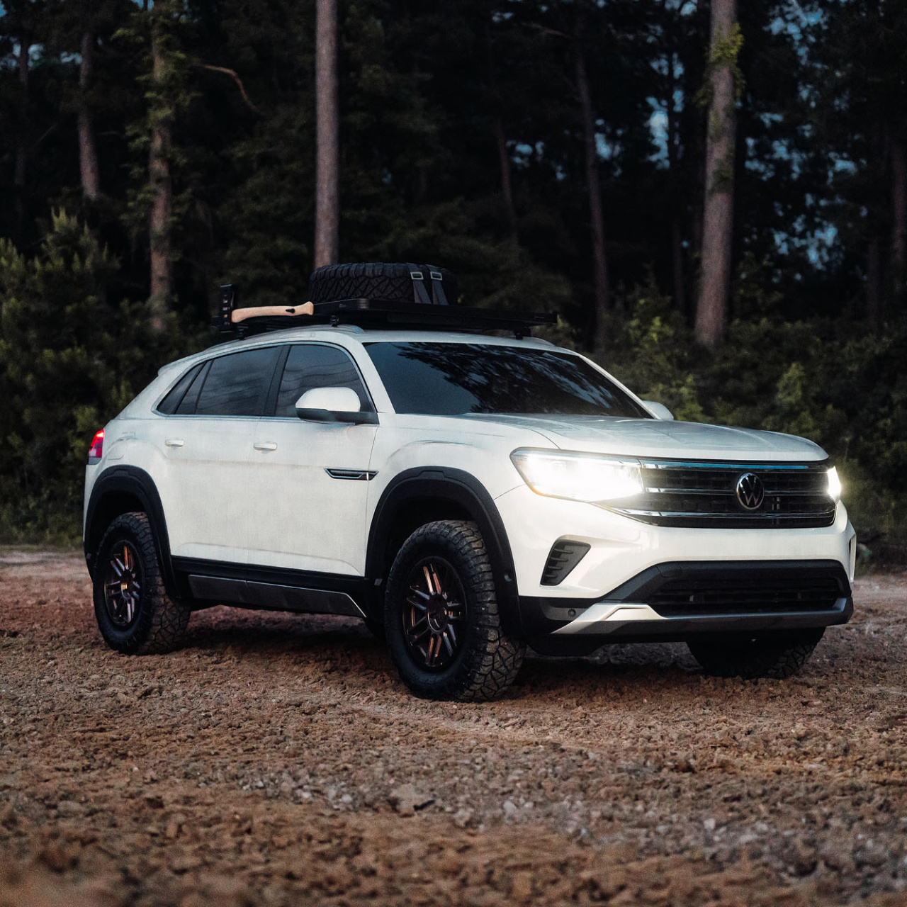 Felgi aluminiowe Black Rhino Model Arches Bronze 17x8 ET30 VW AMAROK Land Rover ITP.