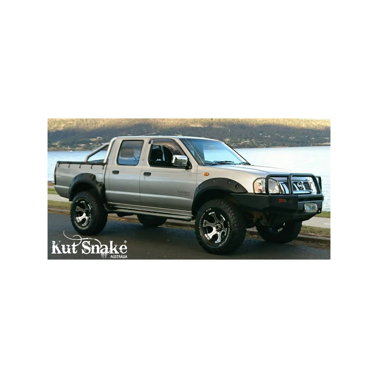 Poszerzenia błotników Kut Snake Nissan Navara D22 - szerokość 80mm