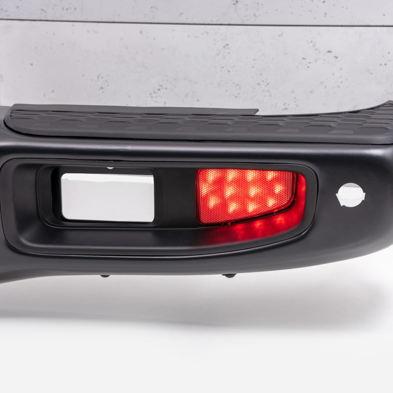  Zderzak tylny z oświetleniem LED Jeep Gladiator JT 2020+