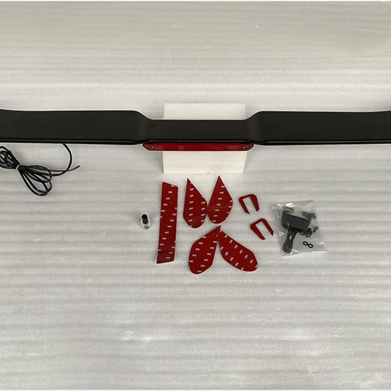 JEEP WRANGLER JL 2018+ TYLNY TUNINGOWY SPOILER ZE ŚWIATŁEM STOPU LED