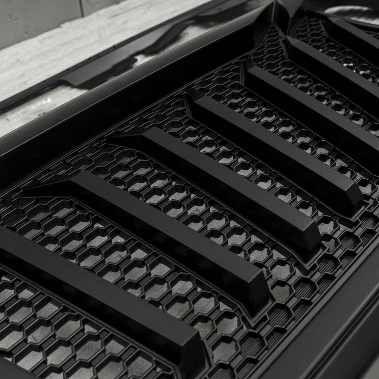 JEEP WRANGLER JL 2018+ GRILL INFERNO