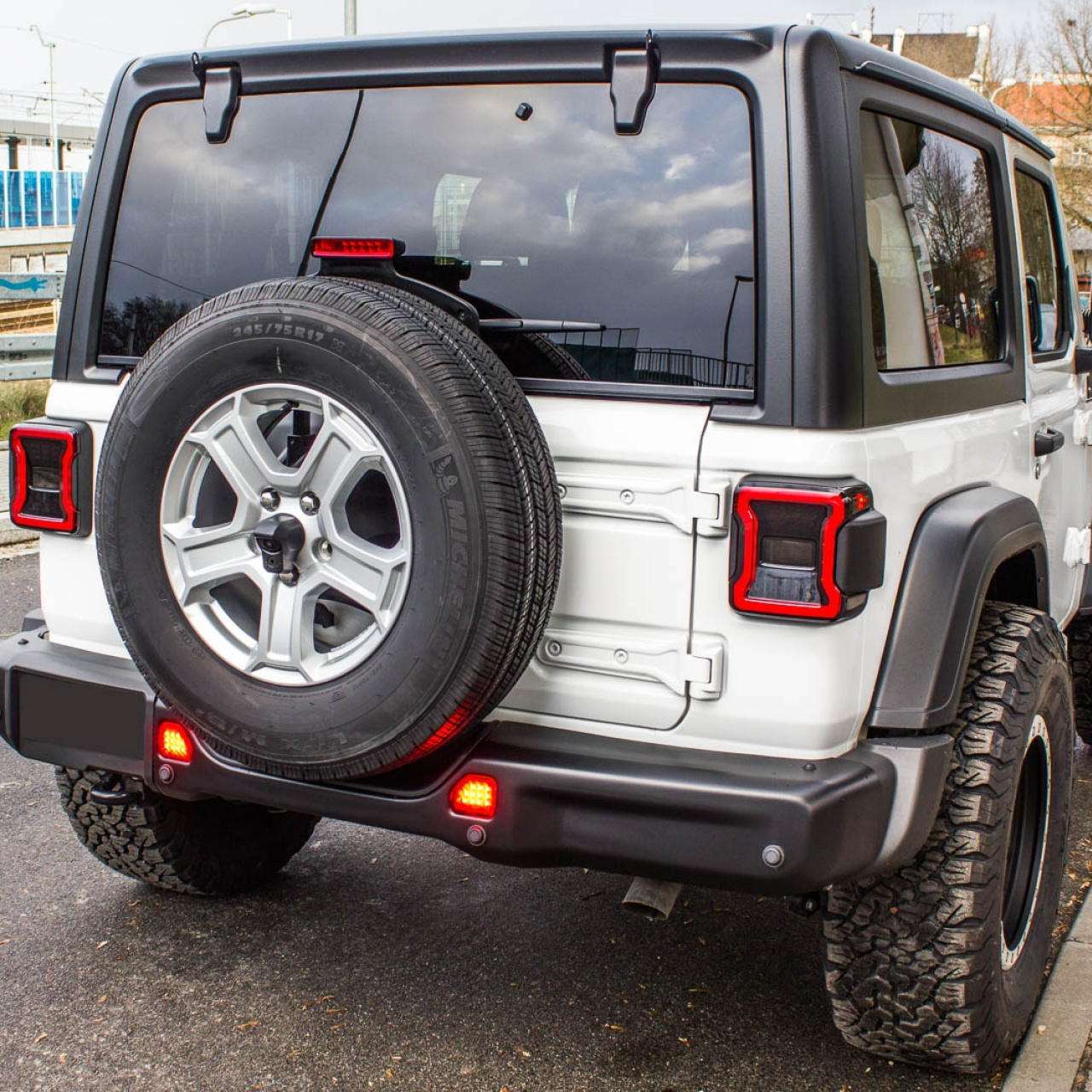 JEEP WRANGLER JL 2018+ LAMPY TYLNE LED WERSJA EUROPEJSKA