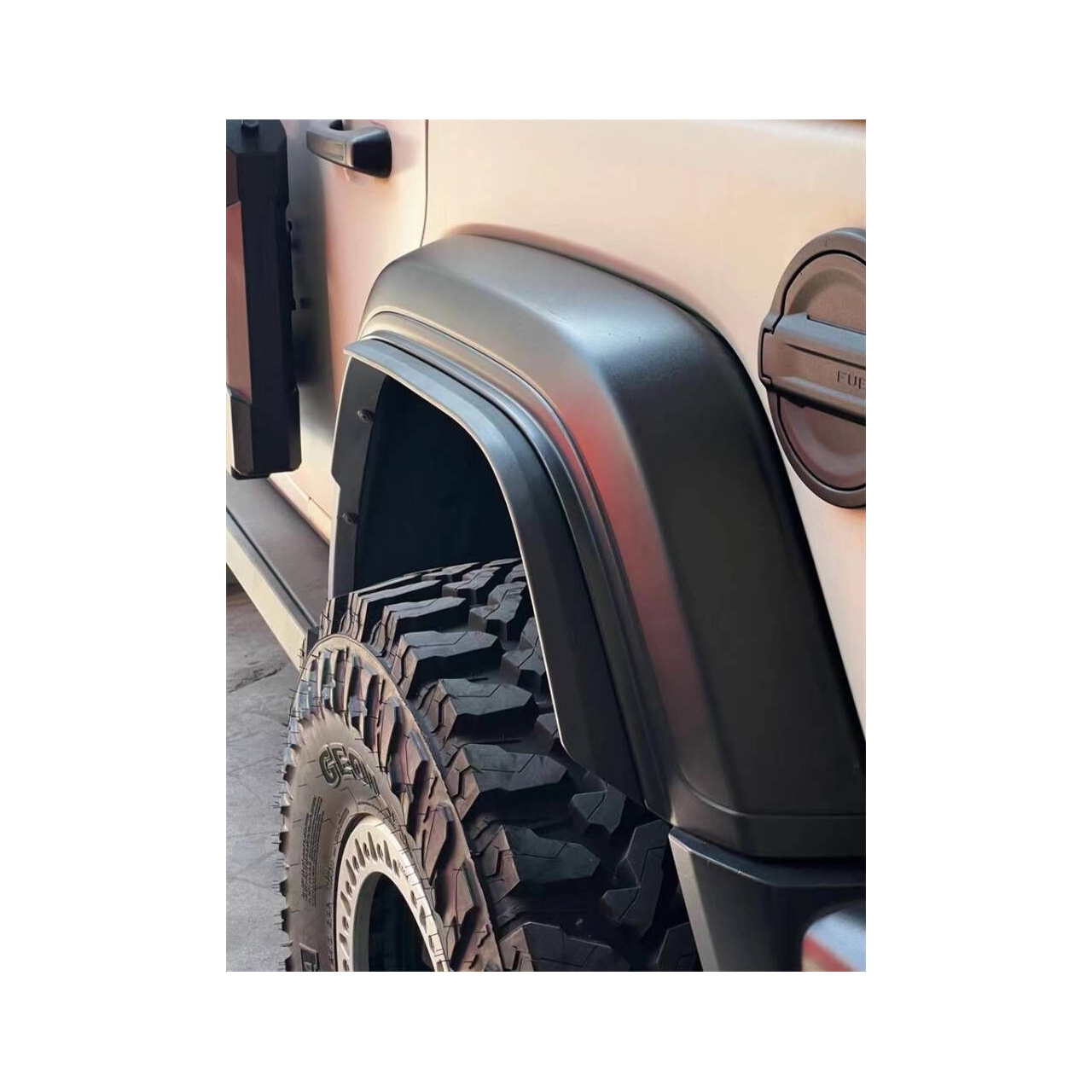 Dokładki poszerzeń błotników wyskich 5 cm Jeep Wrangler JL 2018+ tylko Rubicon w wersji amerykańskiej 