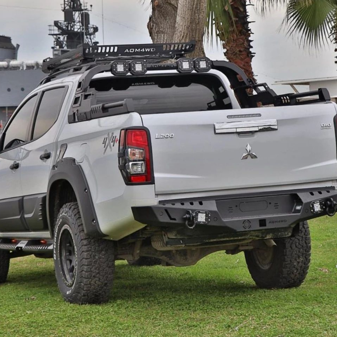 Zderzak stalowy tylny tył Mitsubishi L200 2015- Offroad