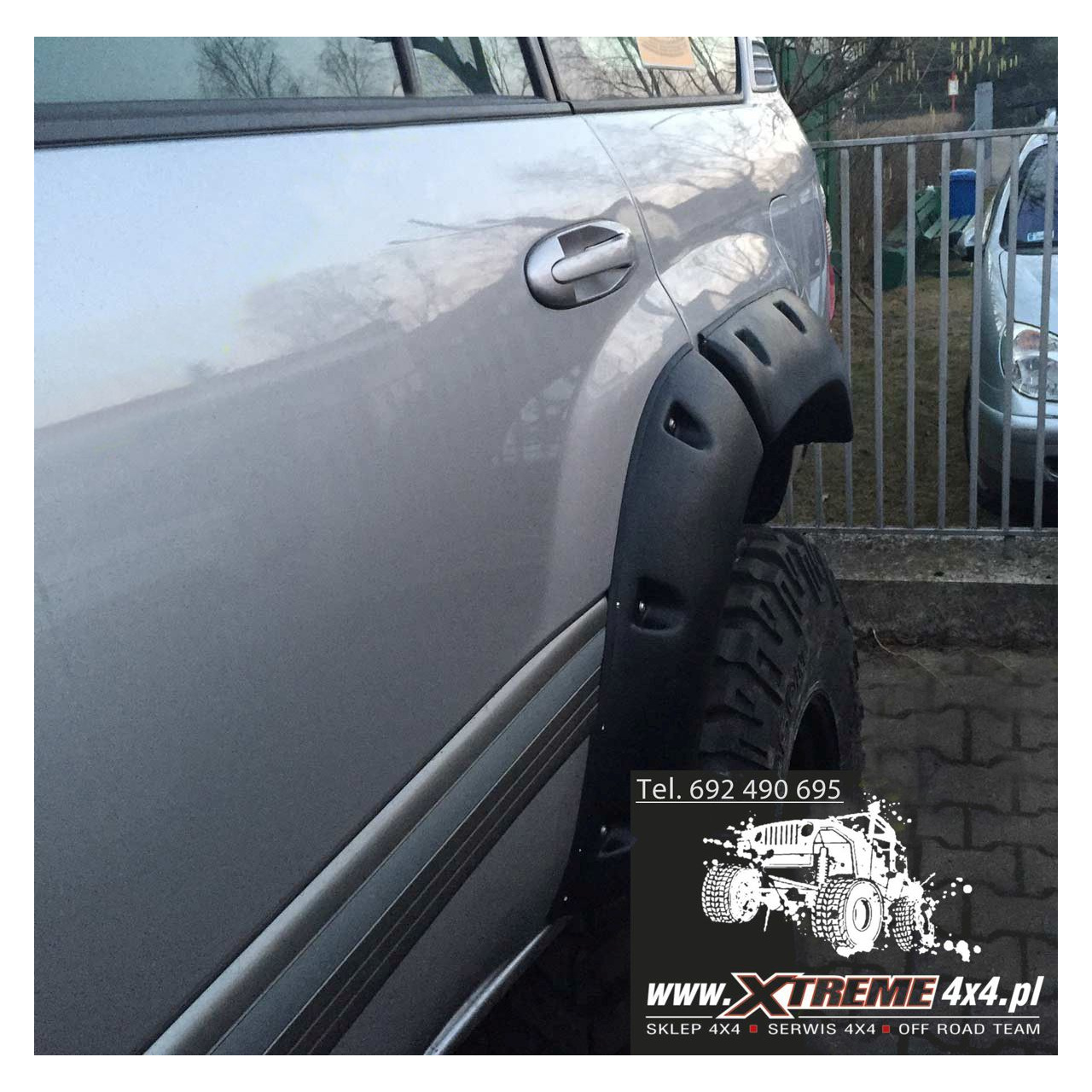 POSZERZENIA BŁOTNIKÓW 10CM TOYOYA LC100 1998-2007