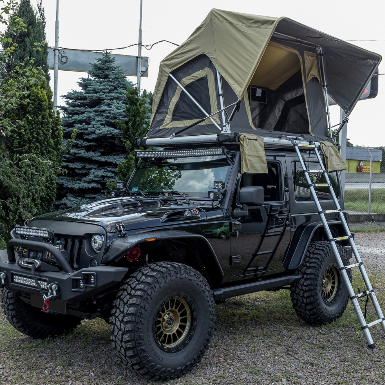  NAMIOT DACHOWY NORMANDY Z SIŁOWNIKAMI PNEUMATYCZNYMI 200X120X70/110CM WRANGLER JK, JL 2007-2019