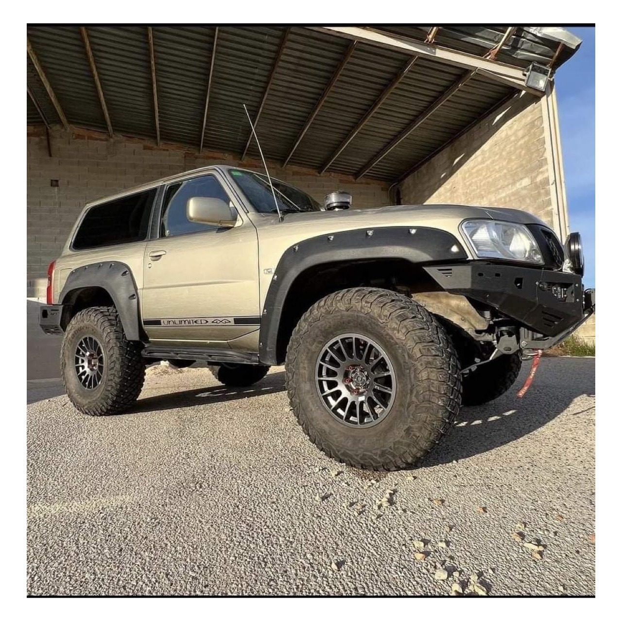 Poszerzenia błotników Nissan Patrol Y61 2D/3D GU4 2005- szerokość 70mm