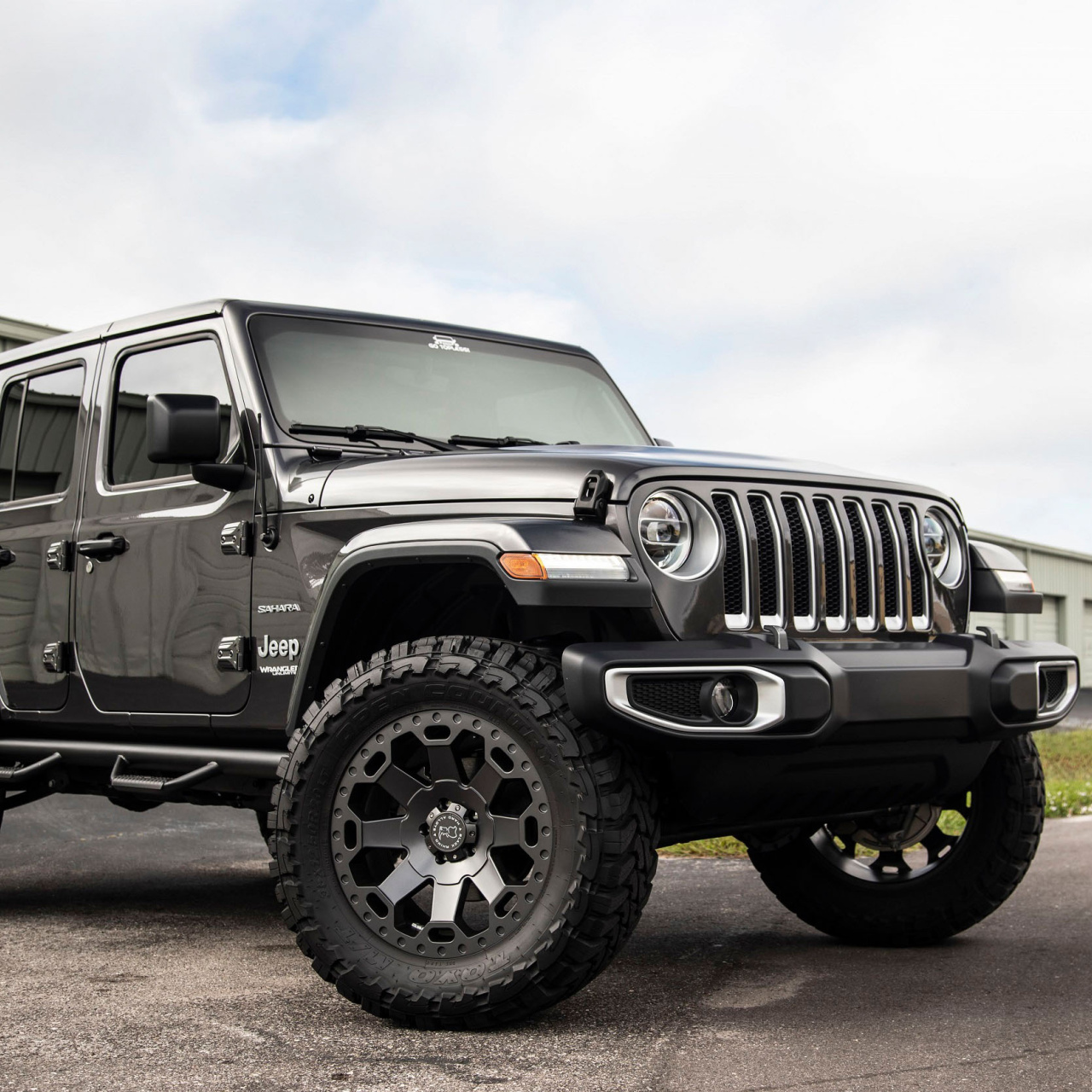 Felgi aluminiowe Black Rhino Model Warlord 20x9 ET12 6x139,7 RAM Nissan, Toyota Mitsubishi