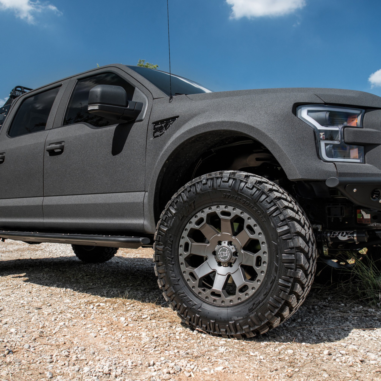 Felgi aluminiowe Black Rhino Model Warlord 17x8 ET30 5x127 Wrangler JK JL Gladiator ITP.