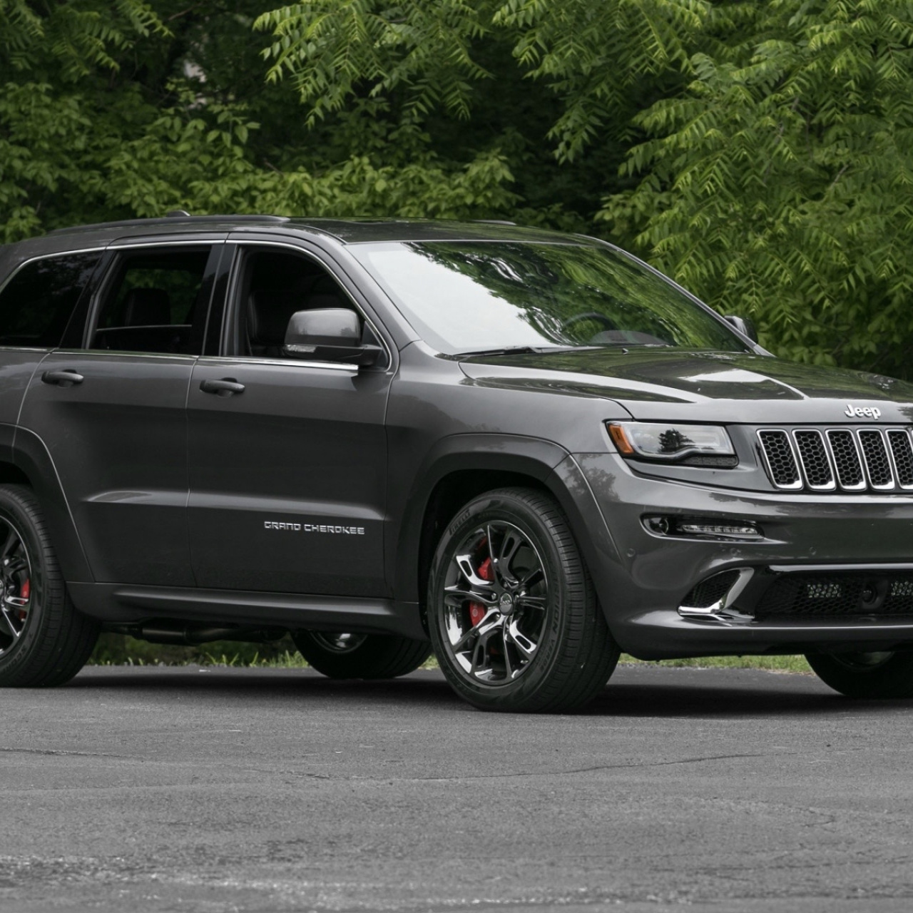  BODY KIT PAKIET STYLIZACYJNY GRAND CHEROKEE WK2 SRT