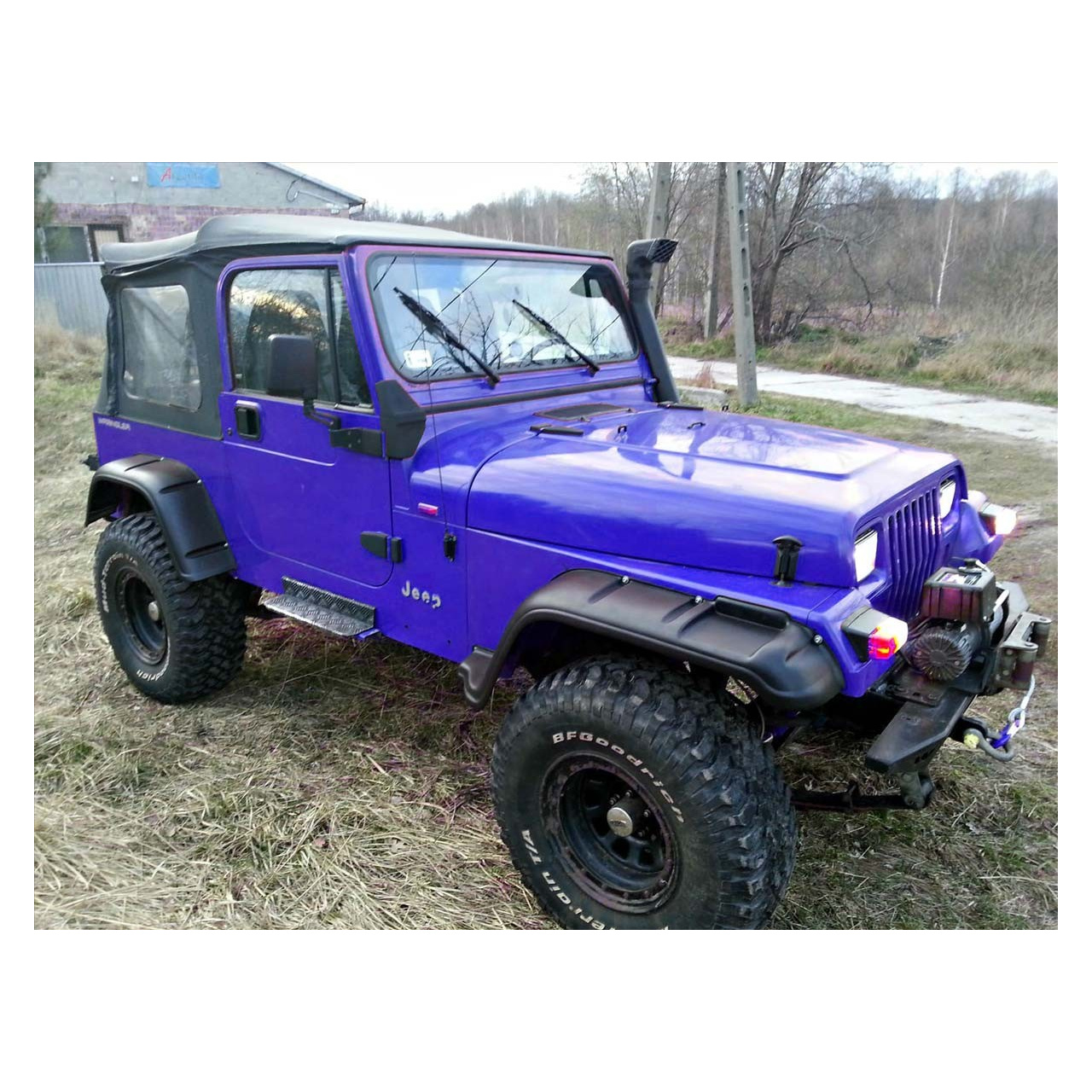 POSZERZENIA BŁOTNIKÓW 18CM JEEP YJ