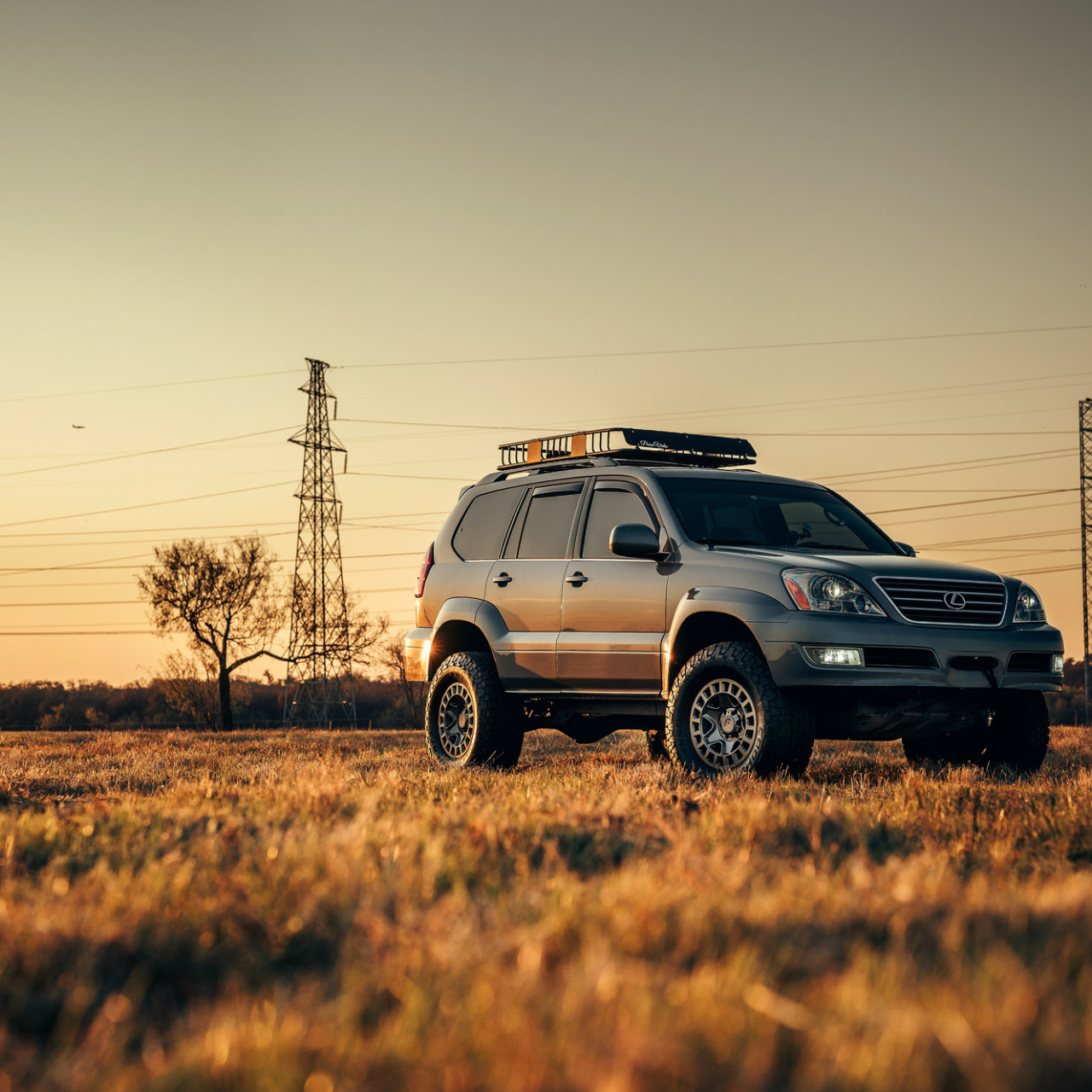 Felgi aluminiowe Black Rhino Model York Gun Metal17x8 ET35 VW AMAROK Land Rover ITP.