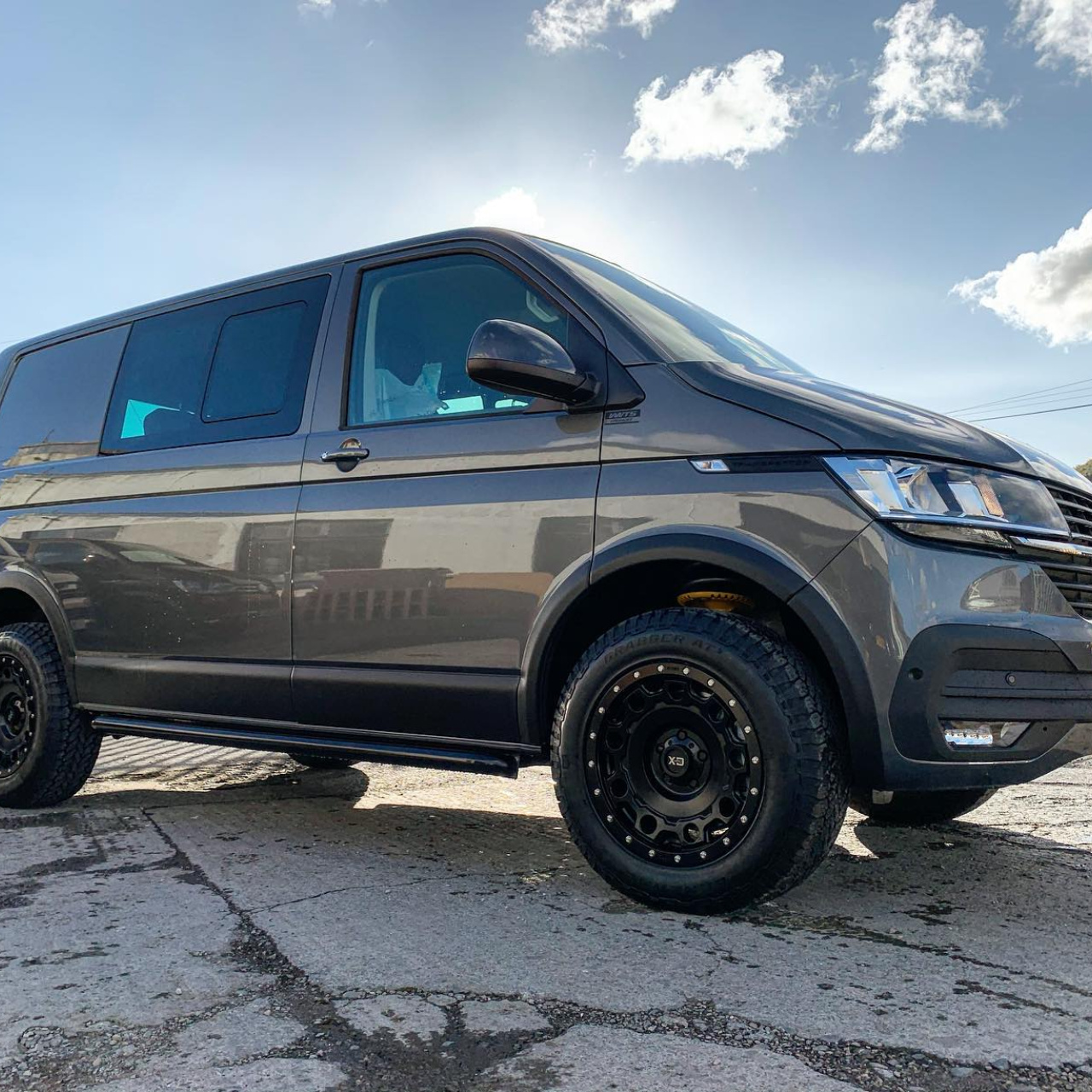 Felga Aluminiowa Fuel Zephyr Black 9x18 6x139.7 ET1 Toyota