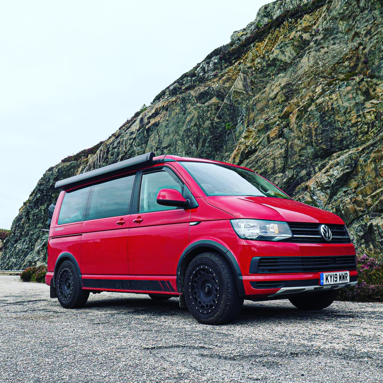 Felga Aluminiowa Fuel Zephyr Black 9x17 6x139.7 ET-12 Toyota Ford 