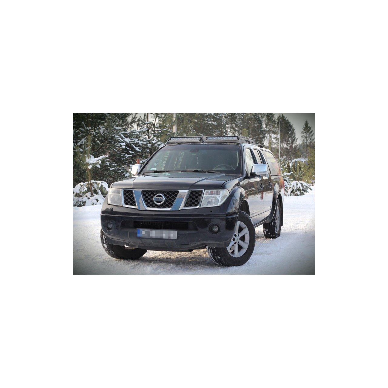 Bagażnik dachowy skrzynkowy Nissan Navara D40