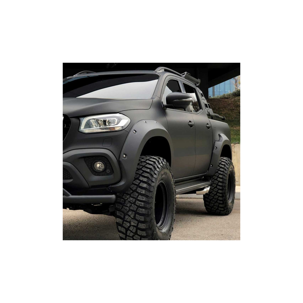 Poszerznia błotników 4,5cm Mercedes X 2018+