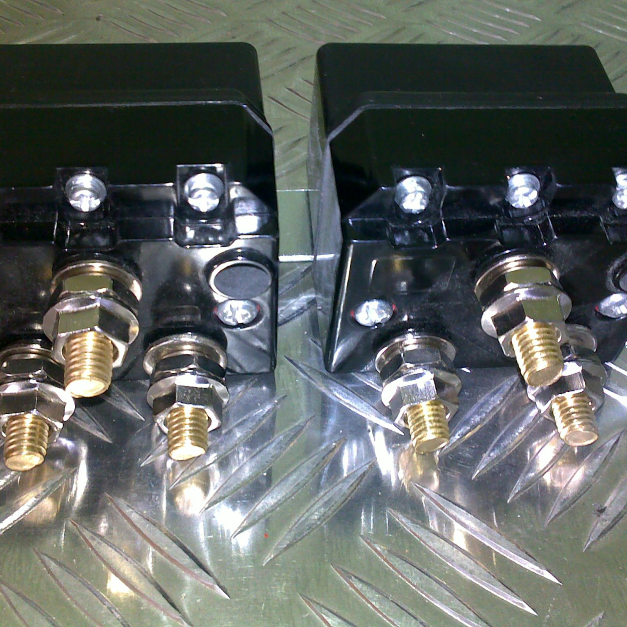 Przekaźnik sterujący do wyciagarki podwójny wodoszczelny 12V 400