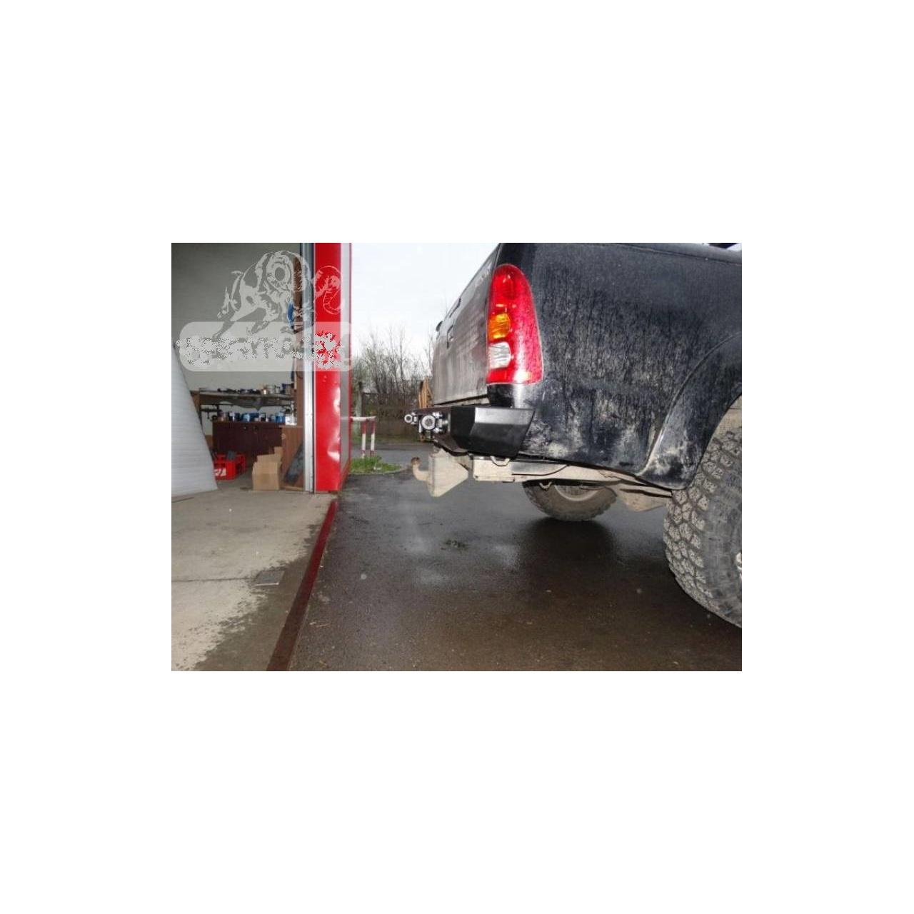 Zderzak stalowy tylny do Toyota Hilux Vigo 2005-2015