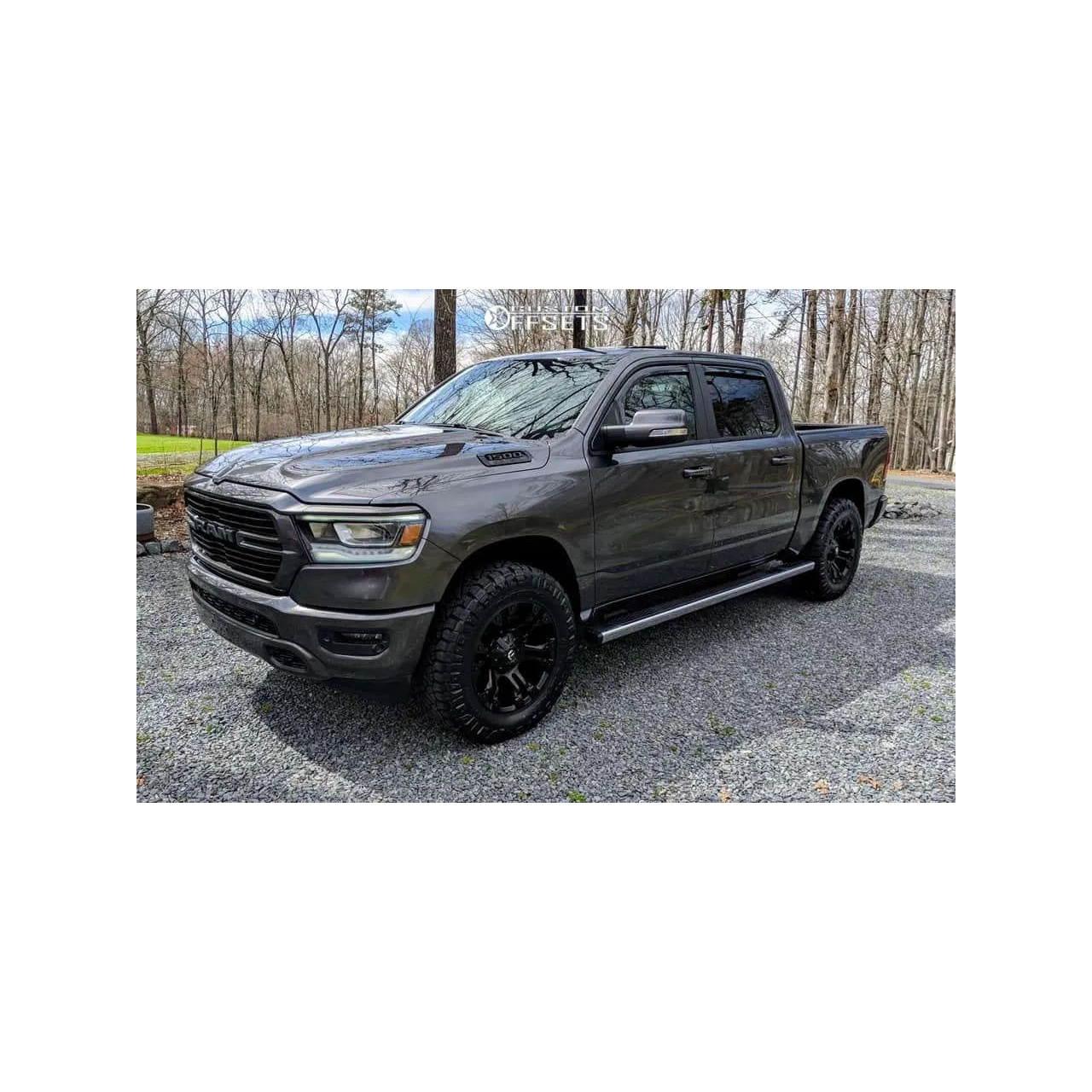 Felgi aluminiowe Fuel Vapor 20x9 5x139,7 ET1 RAM 1500 94-18