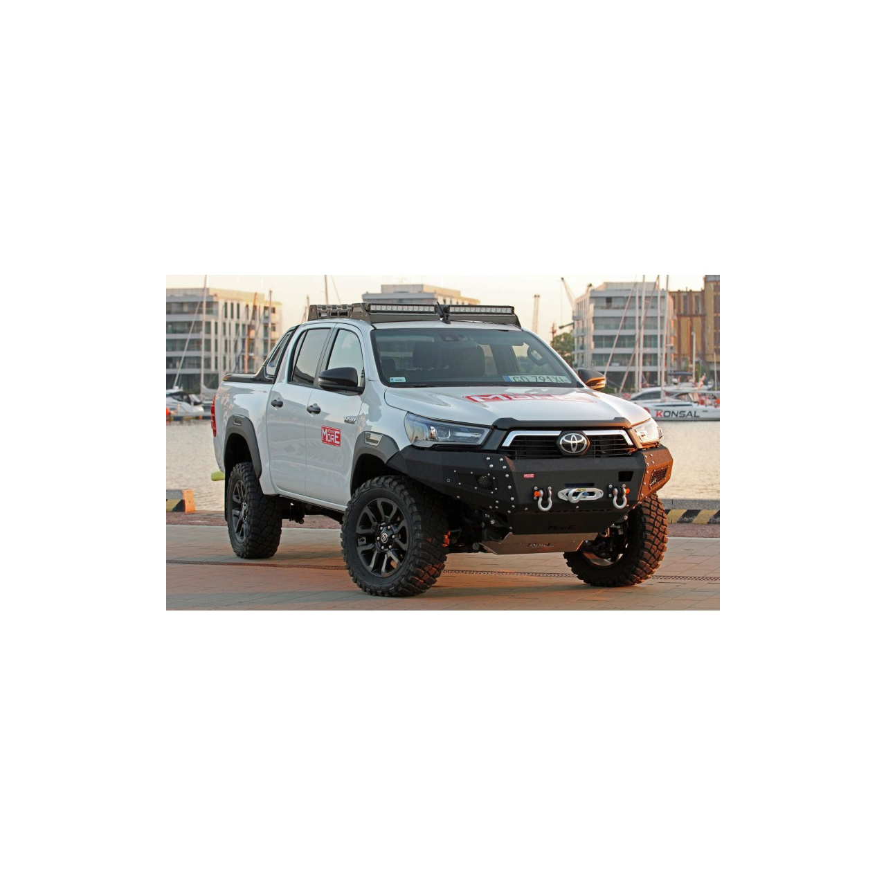 ZDERZAK PRZEDNI MORE4x4 TOYOTA HILUX REVO