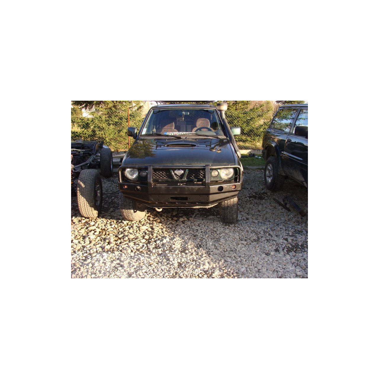 Zderzak stalowy przedni do Nissana Navara D40