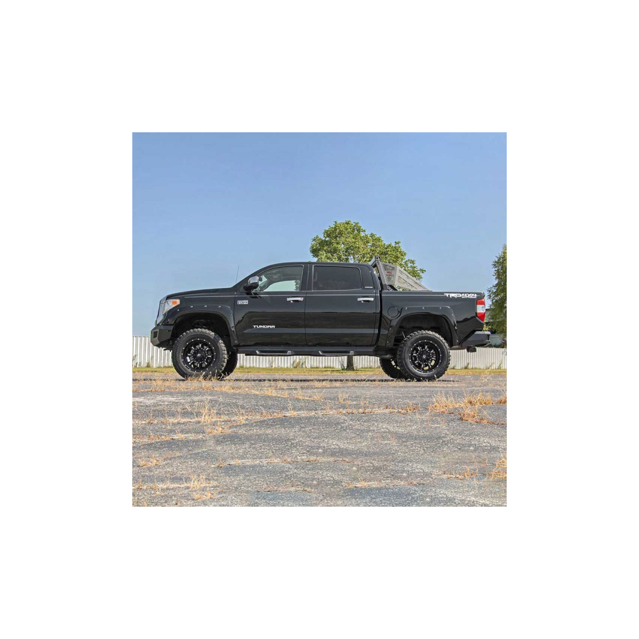 Zderzak Tylny Rough Country z LED - Toyota Tundra 14-19