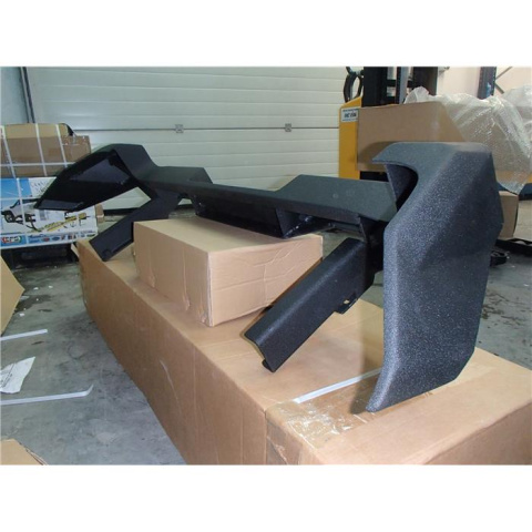 ZDERZAK TYLNY SUZUKI JIMNY ALUMINIOWY Z OŚWIETLENIEM