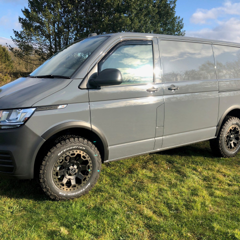 Felgi aluminiowe Black Rhino Model Warlord 17x9 ET-12 6x139,7 RAM Nissan, Toyota Mitsubishi