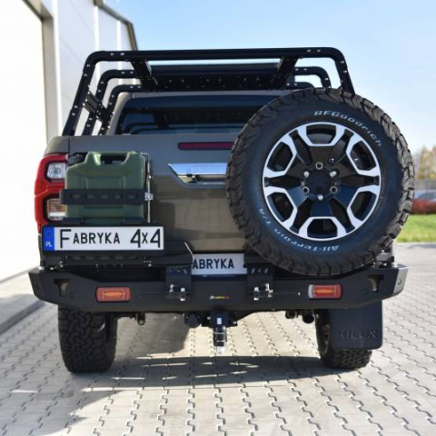 ZDERZAK TYŁ DŁUGI Z LAMPAMI LED TOYOTA HILUX REVO 2020+