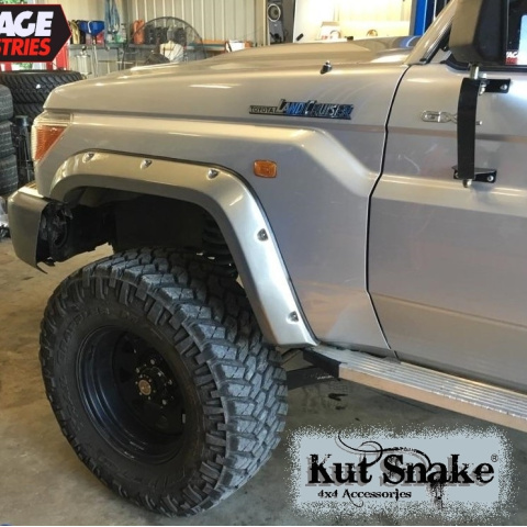 Poszerzenia błotników Toyota Land Cruiser 78 2007+ szerokość - 50mm