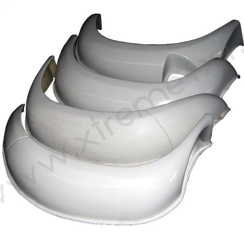 POSZERZENIA BŁOTNIKÓW TYPU ARCTIC TOYOTA HILUX 2005-