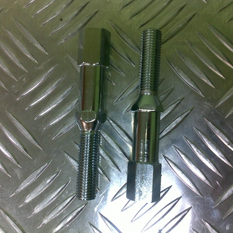 Śruba długa 95mm chrom 12x1,5